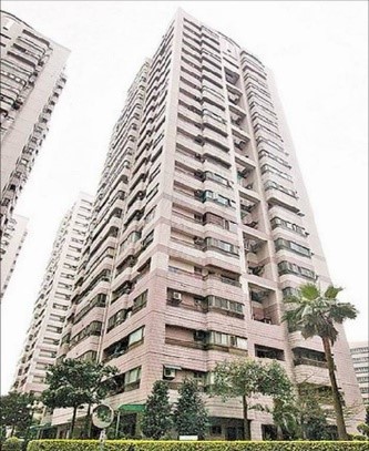 We have added a property management case—Deng Feng community